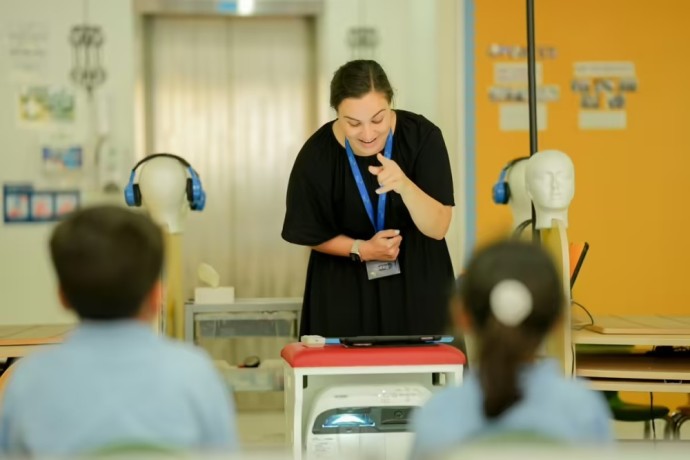english-teacher-big-0