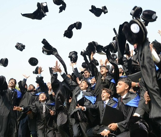 clifton-internation-university-big-0